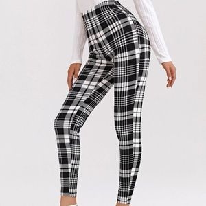 High waisted plaid/tartan/checkered leggings/cigarette pant